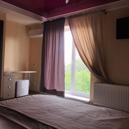 Bloom Отель Kharkov Ngoại thất bức ảnh