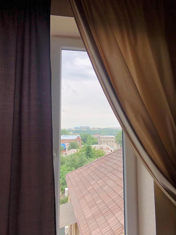 Bloom Отель Kharkov Ngoại thất bức ảnh