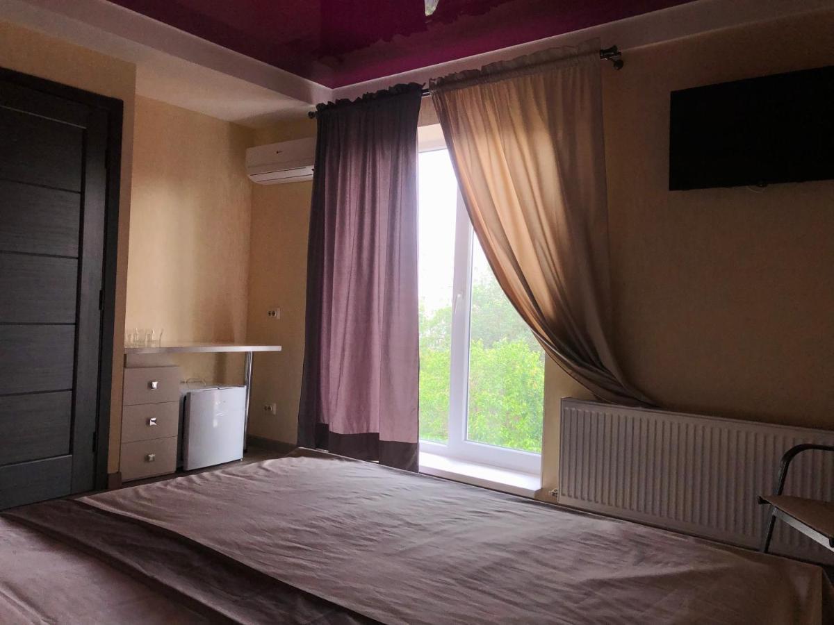 Bloom Отель Kharkov Ngoại thất bức ảnh