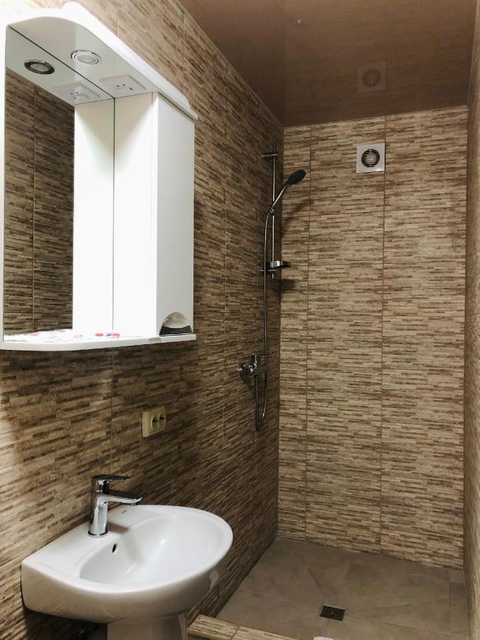 Bloom Отель Kharkov Ngoại thất bức ảnh