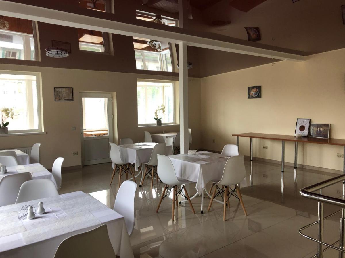 Bloom Отель Kharkov Ngoại thất bức ảnh