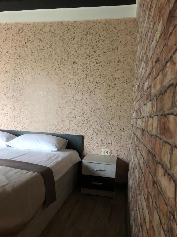Bloom Отель Kharkov Ngoại thất bức ảnh